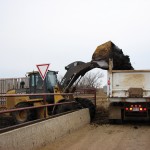Open-pen feedlot manure is collected from Highland Feeders for use in anaerobic digesters to produce biogas at the neighbouring
Hairy Hill facility.