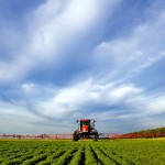 Dew makes mornings the worst time to spray, Farming Smarter researchers have found.
