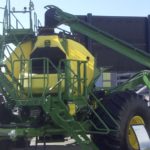 John Deere adds a new, larger air cart