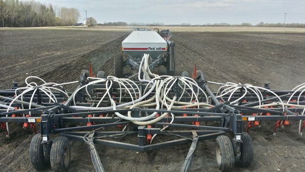 Brendan Uruski snapped this photo of his seeding work at Arborg, Man. on May 24. Many farmers in the province are rethinking some cropping plans as crop insurance deadlines approach. (Photo courtesy Brendan Uruski)
