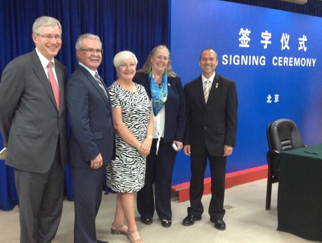 On a trade mission in China, federal and B.C. government officials Tuesday signed off on a phytosanitary arrangement that’s expected to lead to Chinese market access for B.C. cherries. (Gov.bc.ca via Flickr)
