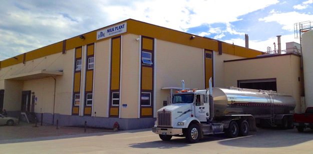 Sobeys’ Lucerne milk plant in Winnipeg is set to become an Agropur plant as part of a $356 million deal between the retailer and dairy processing co-op. (Dave Bedard photo)
