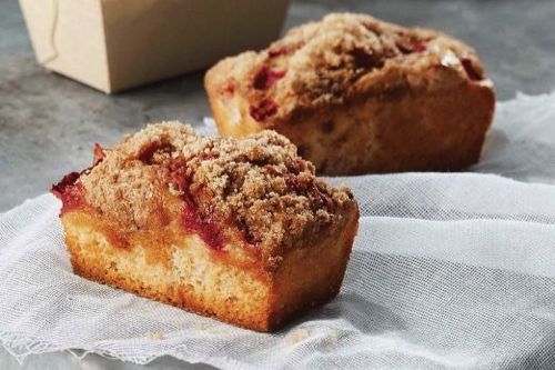 A strawberry rhubarb mini cake at Panera Bread. (PaneraBread.com)
