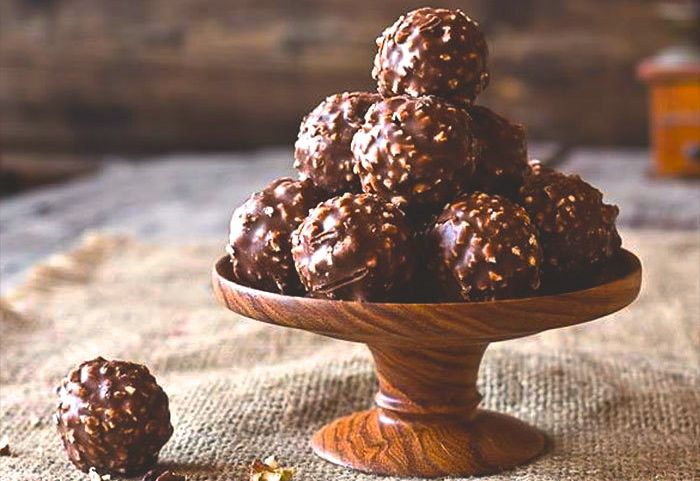 (FerreroRocher.ca)
