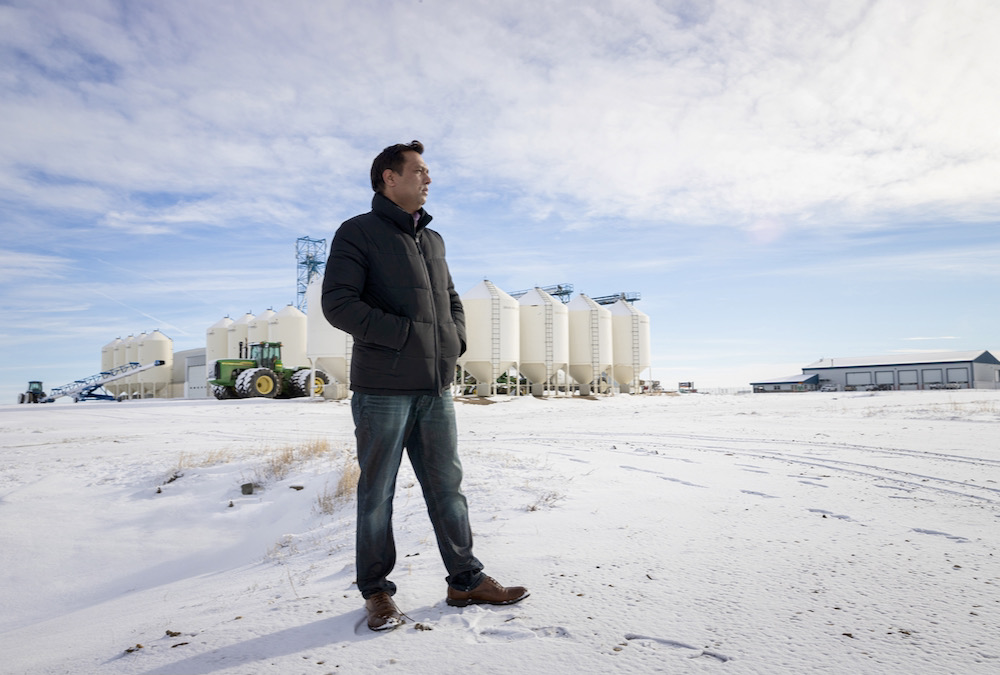 Better bin monitoring data is key to better drying and that, in turn, could allow Prairie farmers to start harvest a week or two earlier, says Chandra Singh, an expert in wireless sensor technology for grain bins.