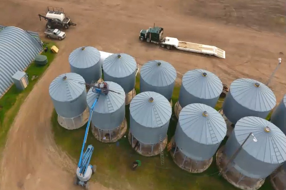 Attempting to dry high depths of canola in large bins can cause conventional fans to stall, creating a potential need for three-phase power.