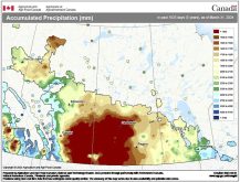 This map shows total precipitation across the Prairies over the five-year period ending March 31. Much of the western half of Saskatchewan and southeastern part of Alberta have totals less than 1,500 mm. Northeastern Alberta and southeastern Manitoba have precipitation totals three times greater, at more than 4,000 mm.