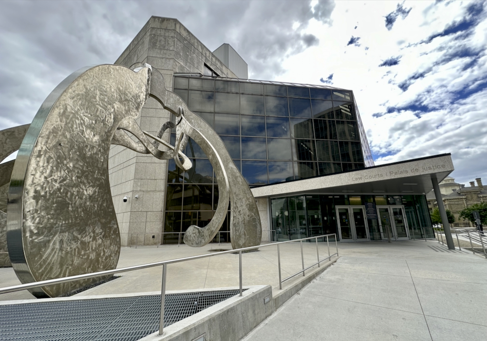 Manitoba Law Courts building.  Photo: Don Norman
