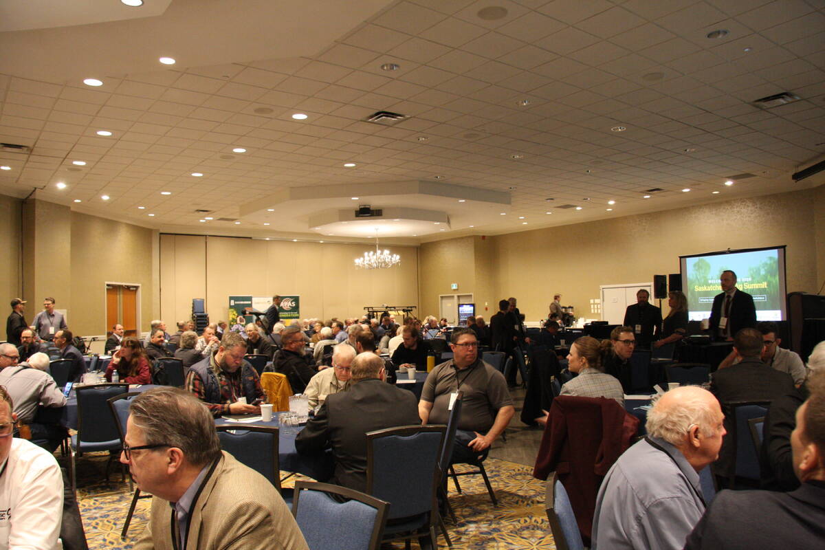 Producers, commodity groups, and industry experts filled the ballroom at Saskatoon Inn for Sask. Ag. Summit 2025 to discuss trade uncertainty and tariffs. PHOTO: JANELLE RUDOLPH
