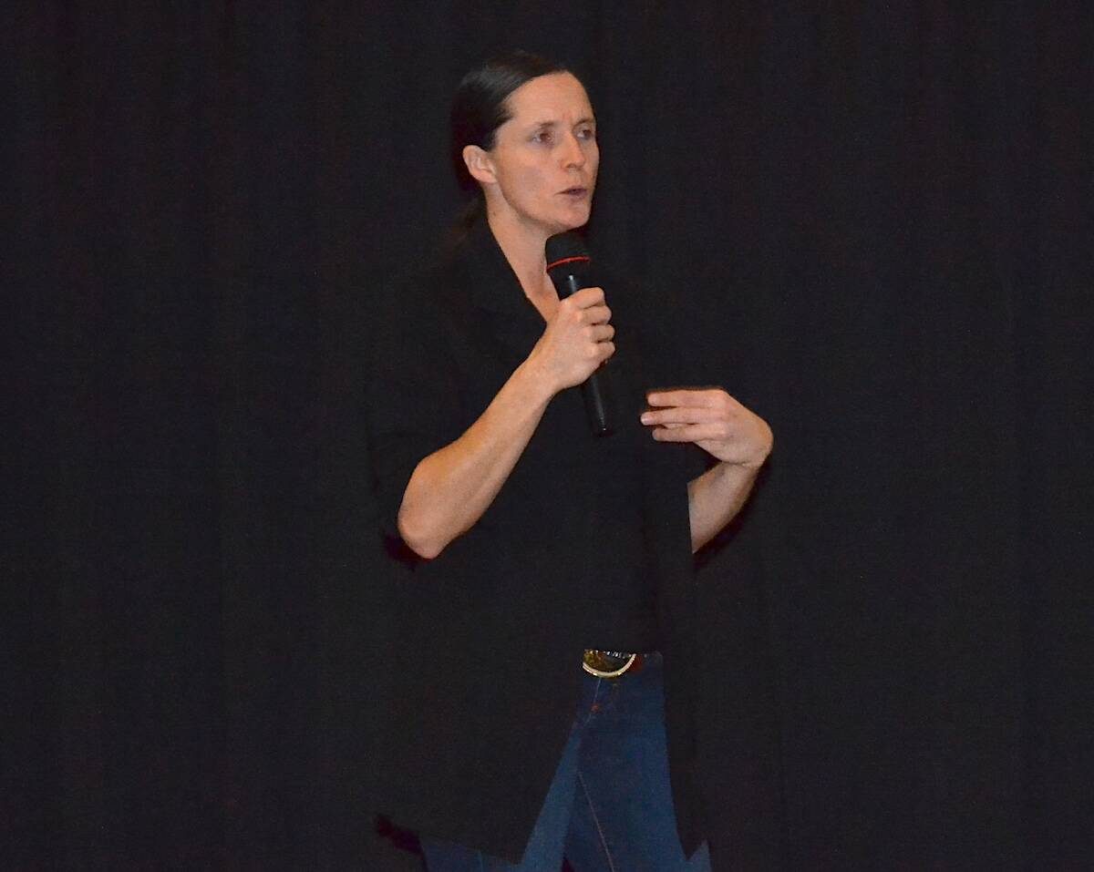 Veterinarian Heidi Dubé said Cache Valley virus can cause widespread birth defects in a flock of sheep. There is no vaccine, but there are prevention methods producers can follow. Photo: Zak McLachlan