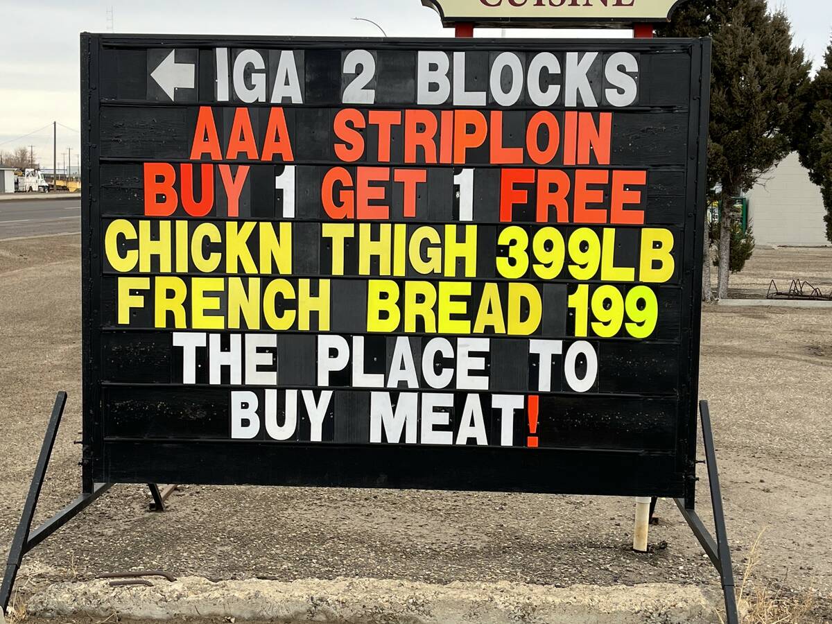 A market analyst says retail beef prices have little to do with overall beef demand in a given year. Beef is is often sold as a loss leader at grocery stores with high discounts or special deals to get shoppers in the store. Paying close attention to North American restaurant purchasing trends in selective months can show a clearer pattern of where demand is trending. Photo: Greg Price